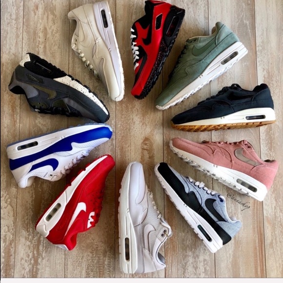 NWT Nike mystery box - Picture 4 of 6